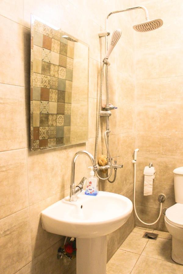 Hostel Ithaka Mansheya *