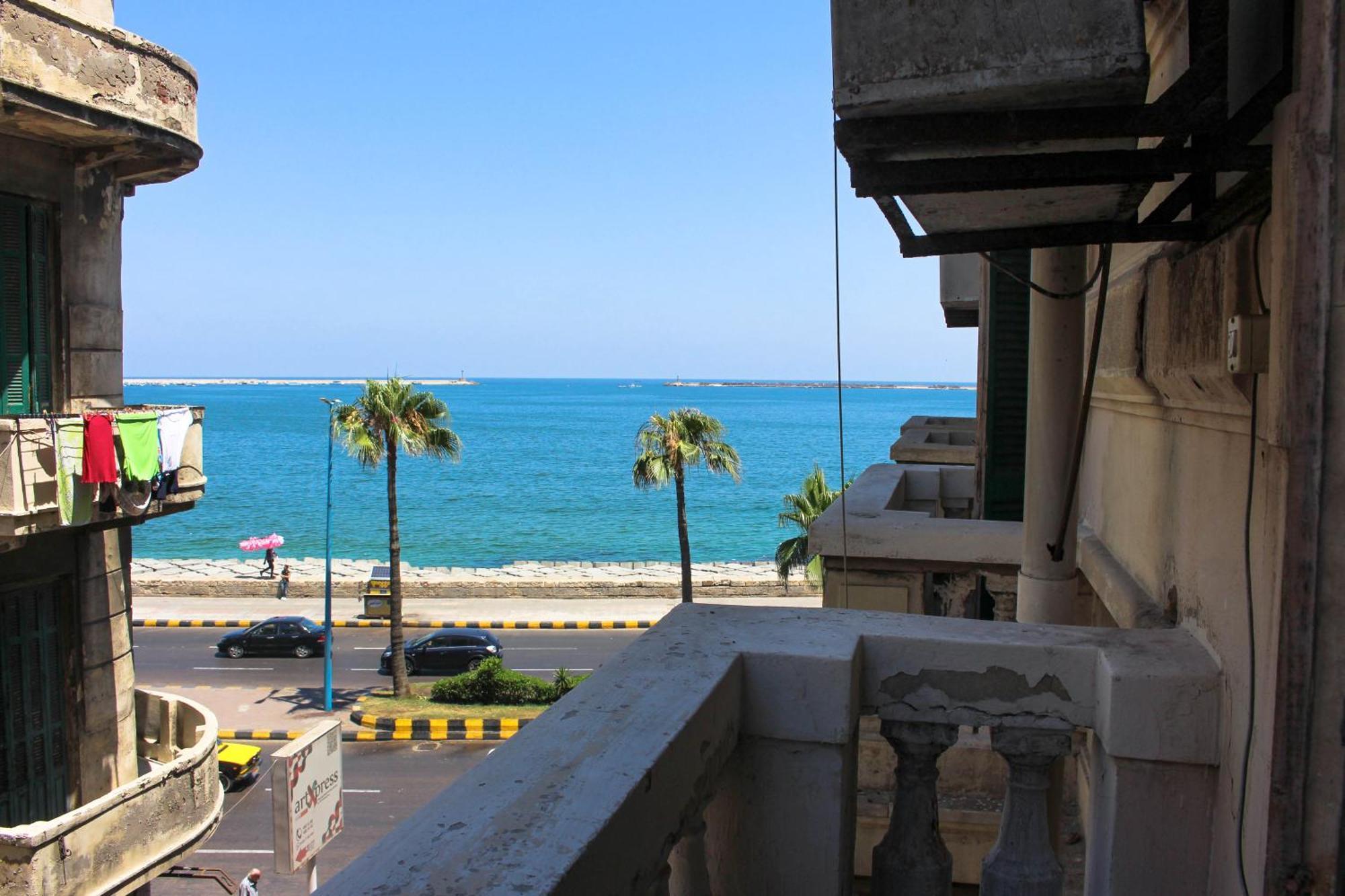 Ithaka Mansheya Hostel *